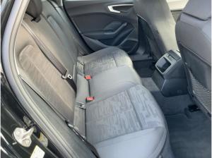 Audi A5 Avant 40 TFSI S-TR NAVI+RFK+ACC+SHZ+17"LM+VC Audi A5 Avant 40 TFSI S-TR NAVI+RFK+ACC+SHZ+17"LM+VC