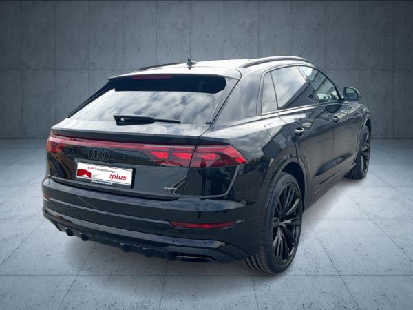 Audi Q8 SUV S line business TFSI e qu. tiptr. PANO 23
