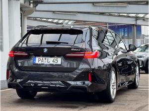 BMW 520 520d Touring M-Sportpaket AHK/DA-PROF/HeadUp/HK