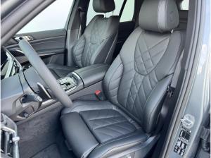 BMW X5 xDrive30d M-Sportpaket AHK/Int-AL/22-Zoll/GSD