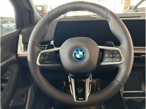 BMW 230 230e xDrive Active Tourer M-Sportpaket AHK/HUD/Qi
