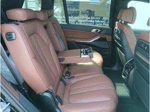 BMW X7 xDrive40d M-Sportpaket-Pro 23-Zoll/AHK/StHz/HK