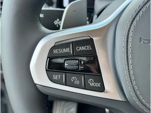 BMW X5 xDrive30d M-Sportpaket AHK/Int-AL/22-Zoll/GSD