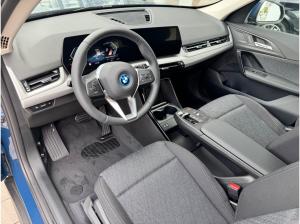 BMW iX1 xDrive30 AHK/ACC/AC-LADEN-PROF/18-Zoll/RFK