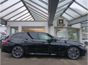 BMW 540 540d xDrive Tour. M-Sport AHK/IconicGlow/Pano/HK