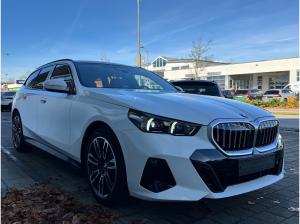 BMW 540 540d xDrive Tour. M-Sport AHK/ACC/360/HeadUp/LKH