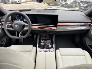 BMW 540 540d xDrive Tour. M-Sport-Pro AHK/Int-AL/ACC/360