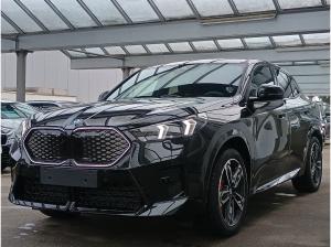 BMW iX2 eDrive20 M-Sportpaket-Pro AHK/Massage/Memory