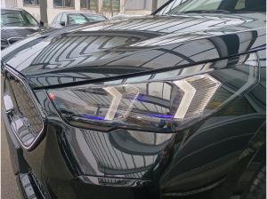 BMW iX2 eDrive20 M-Sportpaket-Pro AHK/Massage/Memory