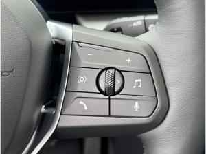 BMW iX1 xDrive30 18-Zoll/AHK/SportSitz/LKH/AdaptLED