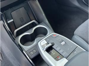 BMW iX2 eDrive20 M-Sportpaket-Pro 19-Zoll/HK/AHK/HUD