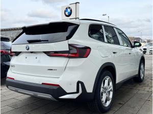 BMW iX1 xDrive30 18-Zoll/AHK/LKH/DrivingAssistant