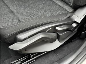 BMW iX1 eDrive20 Panorama/AHK/18-Zoll/PremiumPaket