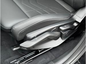 BMW iX1 eDrive20 xLine 19-Zoll/AHK/AktivSitz/LKH/RFK