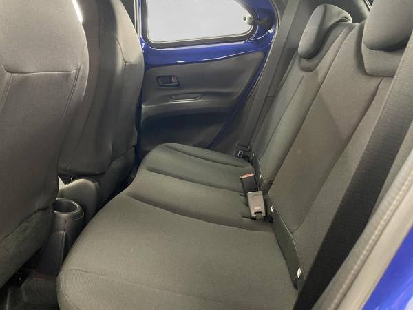 Toyota Aygo X Business Edition 72PS inkl. Metallic🚀​🚀​Engelbart-AKTION🚀​🚀​Sitzheizung / Rückfahrkamera