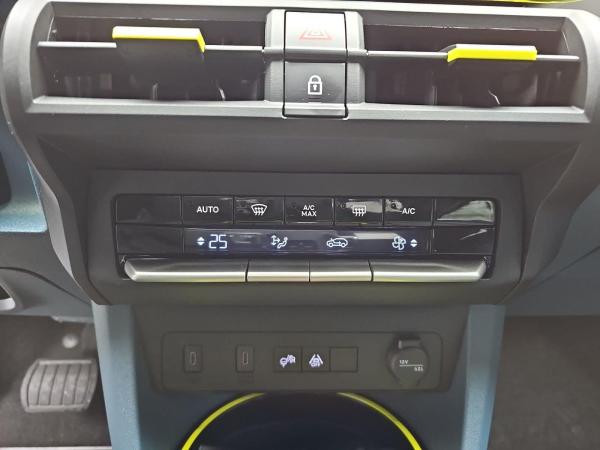 Fiat Grande Panda HYBRID 1.2 EDCT BUSINESS EDITION MJ26