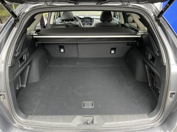 Subaru OUTBACK 2.5i AT, Platinum