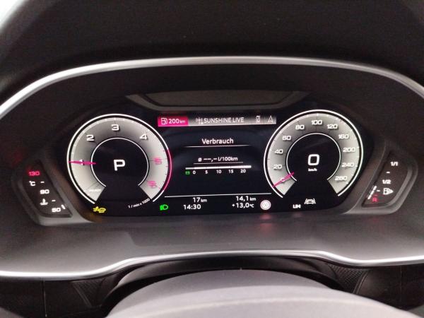 Audi Q3 40 TDI quattro S tronic S line Matrix-LED Navi PDC DAB VC