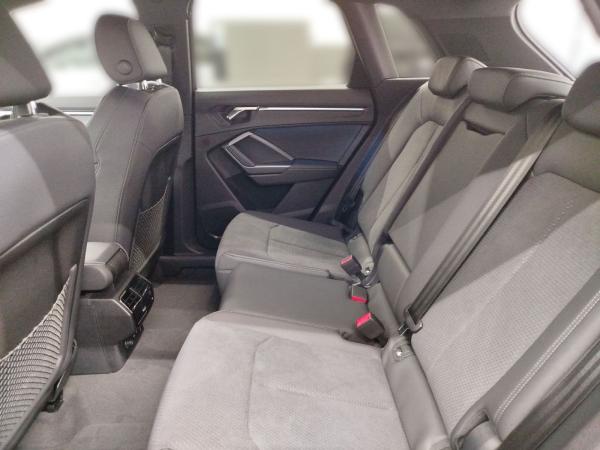 Audi Q3 35 TFSI S tronic S line Matrix-LED Navi VC DAB PDC