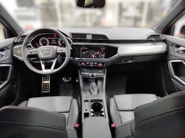 Audi Q3 40 TDI quattro S tronic S line Matrix-LED Navi PDC DAB VC