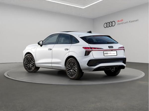 Audi Q3 SB e-hybrid S line Matrix LED Pano RÜ AHK