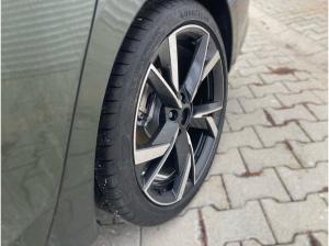 Skoda Octavia 2.0 TDI Sportline MATRIX.TravelA.SHZ.KAM.AHK.SmartLink.SignA