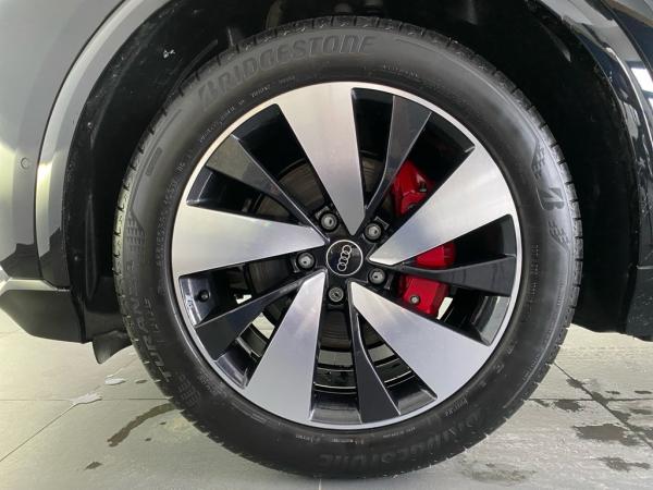 Audi Q6 e-tron quattro S line 360°+MATRIX+ACC+MEMORY+HPC