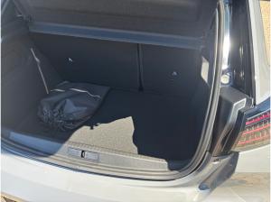 Peugeot 208 GT Elektromotor 156