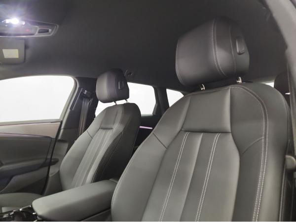 Audi A6 Avant e-tron performance LED LM 20" ACC 360°