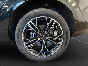 Audi Q3 e-hybrid S tronic LED LM 19" Navi PDC+RFK