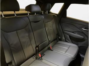 Audi Q3 e-hybrid S tronic LED LM 19" Navi PDC+RFK