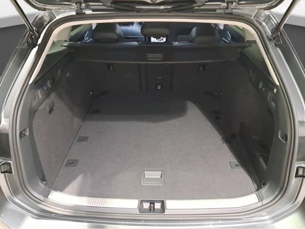 Volkswagen Passat Business 1,5 eTSI DSG | IQ.