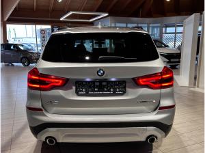 BMW X3 xDrive 30e Advantage LED+4xSHZ+KAM+WinterP