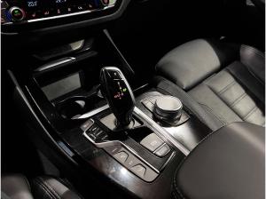 BMW X3 xDrive 30e Advantage LED+4xSHZ+KAM+WinterP