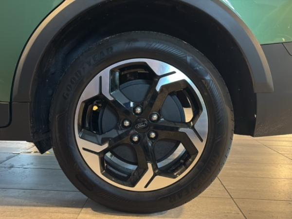 Ford Tourneo Courier ACTIVE BEV NAVI / AHK / PDC / KAMERA / ACC