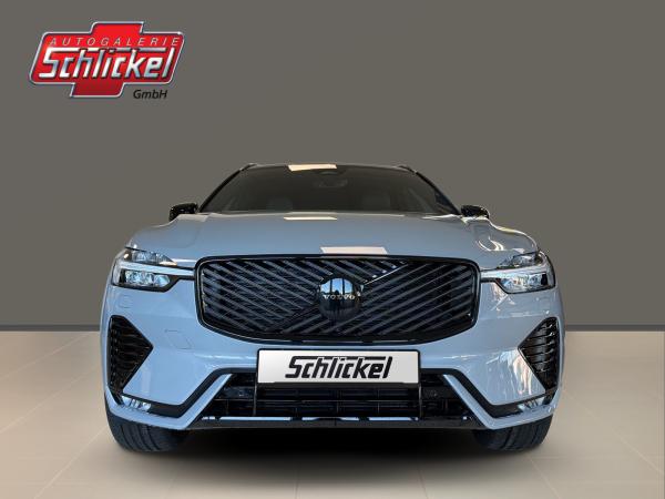 Volvo XC60 B5 AWD Plus Black Edition