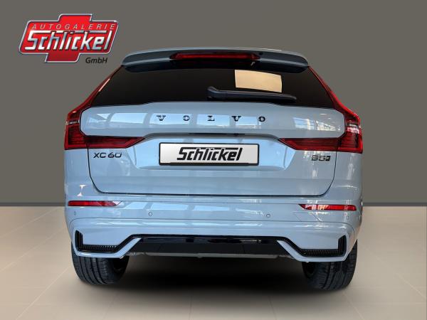 Volvo XC60 B5 AWD Plus Black Edition