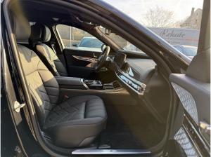 BMW i7 xDrive60 M Sport //AHK ExecutiveLoungeSeating TheaterScreen