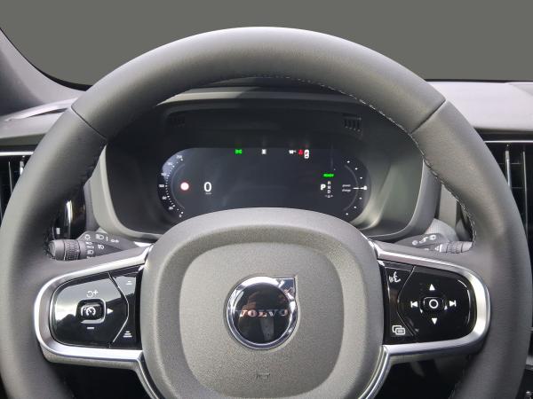 Volvo XC60 T8 Plus Black Edition Recharge Plug-In Hybrid AWD