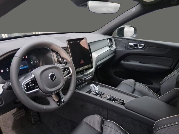 Volvo XC60 T8 Plus Black Edition Recharge Plug-In Hybrid AWD