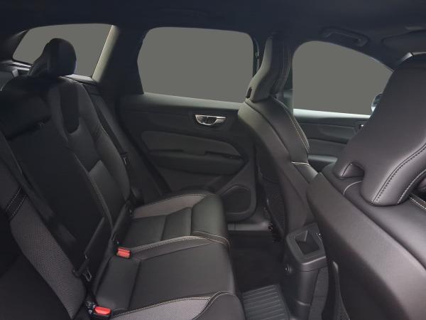 Volvo XC60 T8 Plus Black Edition Recharge Plug-In Hybrid AWD