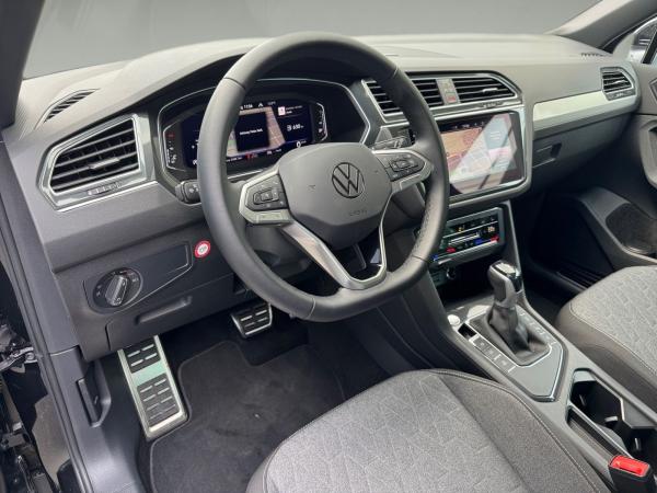 Volkswagen Tiguan 1.5 TSI DSG Life AHK*RFK*NAV*SHZ*PDC