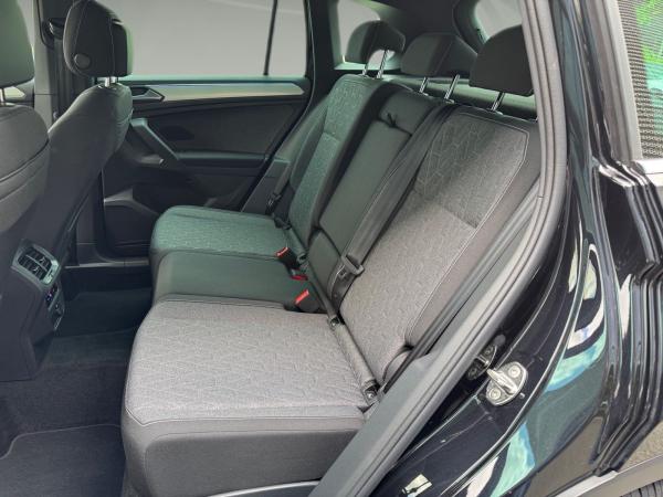Volkswagen Tiguan 1.5 TSI DSG Life AHK*RFK*NAV*SHZ*PDC