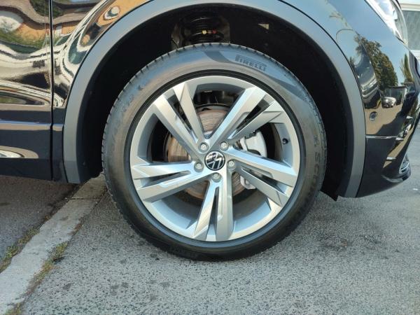 Volkswagen Tiguan Allspace 2.0 TDI 4M DSG R-Line SHZ*PAS*LAS