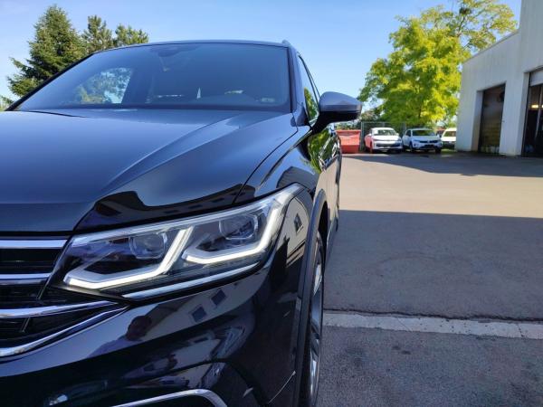 Volkswagen Tiguan Allspace 2.0 TDI 4M DSG R-Line SHZ*PAS*LAS