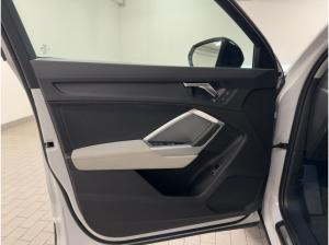 Audi Q3 advanced 35 TFSI S tr. AHK LED NAVI VIRTUAL