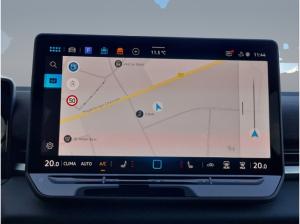 Volkswagen T-Roc 1.5 eTSI DSG neues Modell R-Line+MATRIX+NA