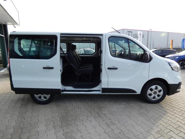 Renault Trafic Combi Ph2 Authentic Blue dCi110 MY25