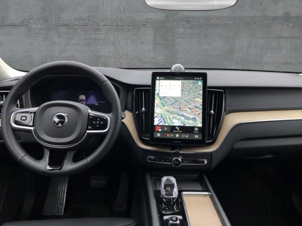 Volvo XC60 T8 AWD Ultra Dark Plug-In (EURO 6e) Klima Volvo XC60 T8 AWD Ultra Dark Plug-In (EURO 6e) Klima