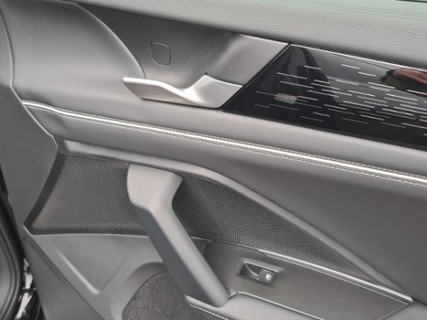 Volkswagen Tayron 2.0 TDI DSG Elegance+MATRIX+AHK+NAVI+WR+5